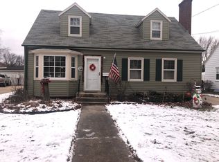1168 Kellogg St, Green Bay, WI 54303