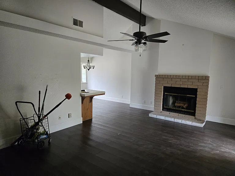1888 E Deyoung Dr — Photo 21