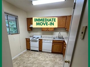 D8 Shepherd Ln, Chapel Hill, NC 27514