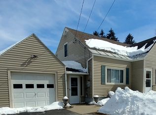 3266 Oneida St, Chadwicks, NY 13319