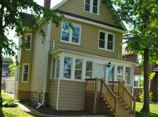 228 S 16th Ave, Maywood, IL