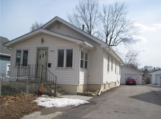 2737 Des Moines St, Des Moines, IA 50317