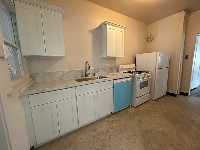 1 bed, 1.0 bath, 843 sqft, $1,750 — Photo 15