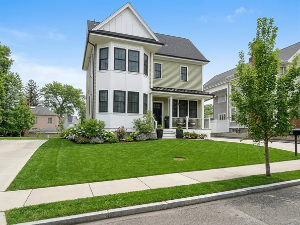 42 Parsons St, Newton, MA 02465