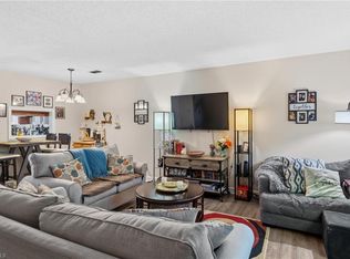 5918 King Charles Ct, Clemmons, NC 27012