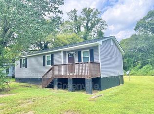 156 Ropp St, Gray Court, SC 29645