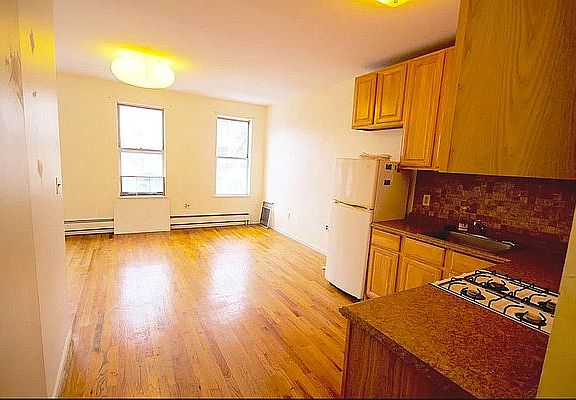 3rd image of 273 Van Brunt St #1