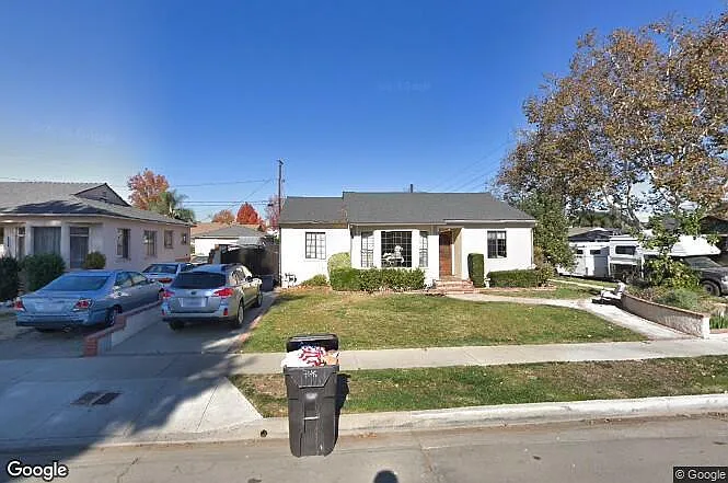 1 bed, $1,300 — Photo 1