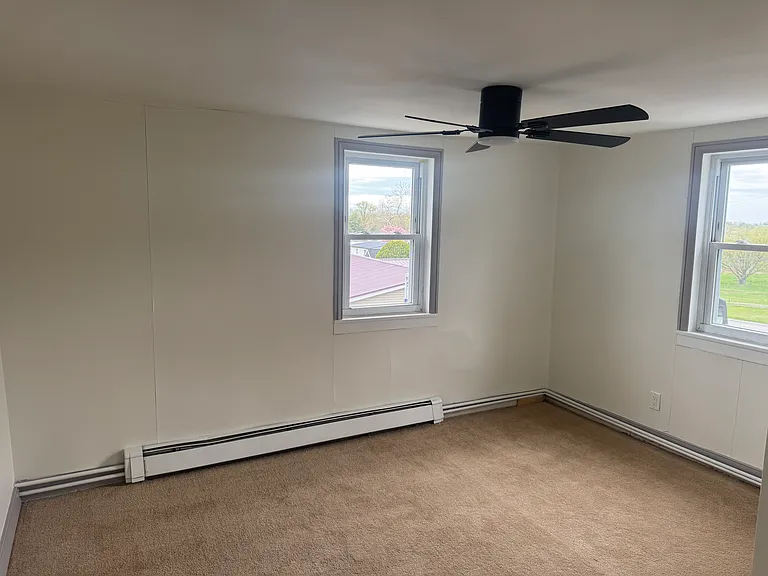 242 Summitville Rd — Photo 11