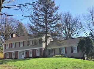 401 Jamesborough Dr, Pittsburgh, PA
