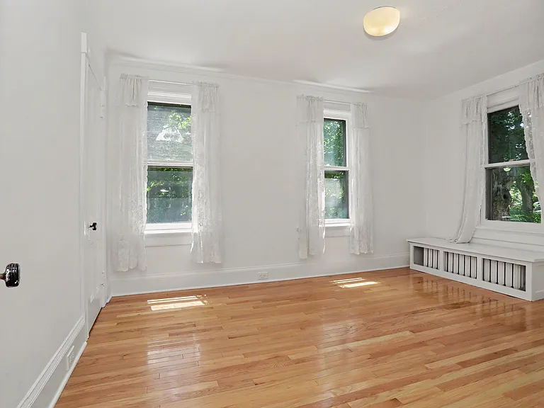 71 Grand St — Photo 21