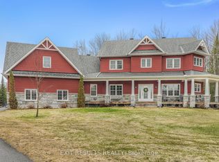 5856 N Dunning Rd, Ottawa, ON K4B1J1