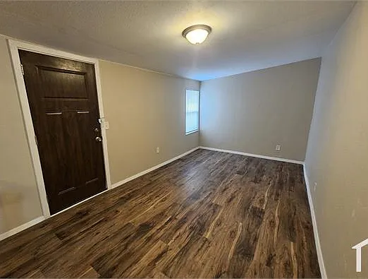 817 Cresthill Rd #2 — Photo 5