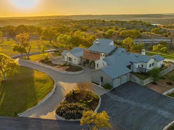 77 Last Trl, Fredericksburg, TX 78624