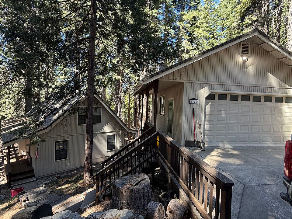1st image of 3723 Big Foot Cres