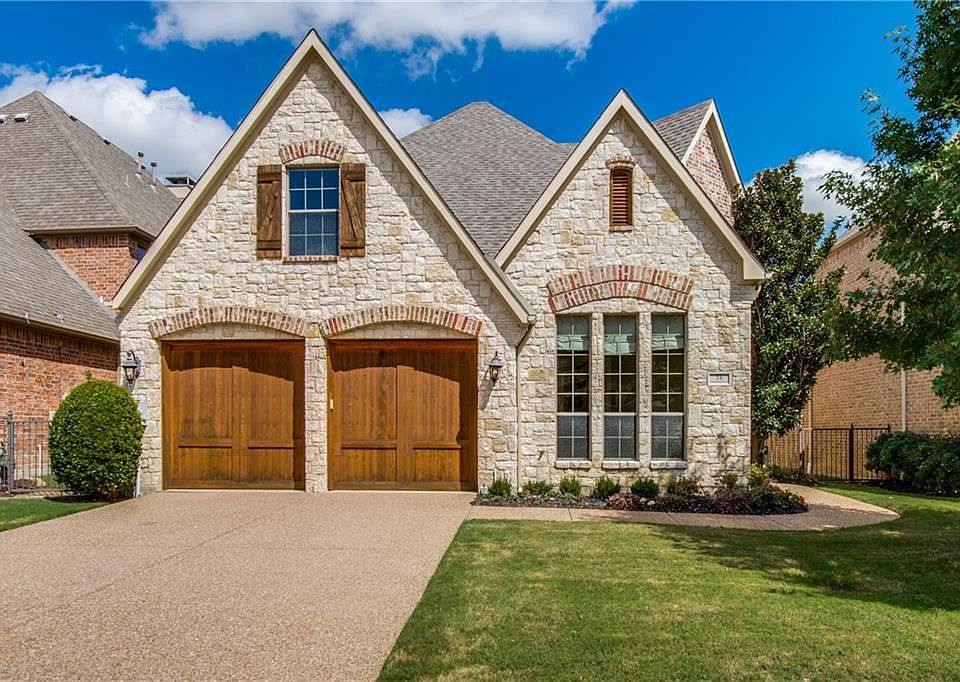 1st image of 24 Glistening Pond Dr