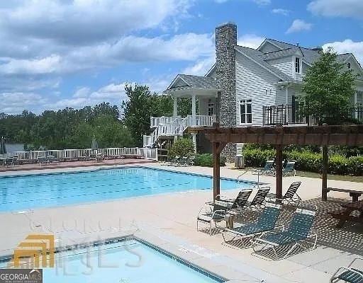 225 Lockmeade Way — Photo 35
