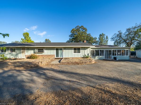 18209 Knoll Ln, Redding, CA 96003