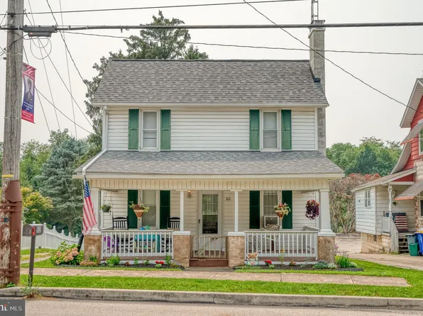 60 S Main St, Stewartstown, PA 17363