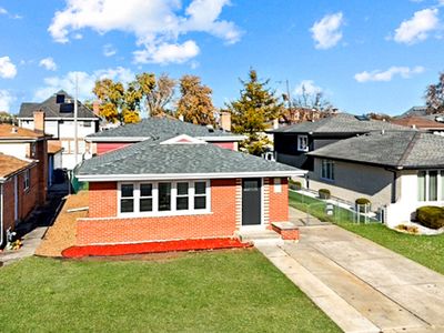 5748 W 89th Pl, Oak Lawn, IL, 60453