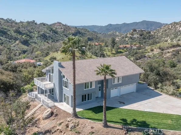 2434 Vickers Rd, Fallbrook, CA 92028