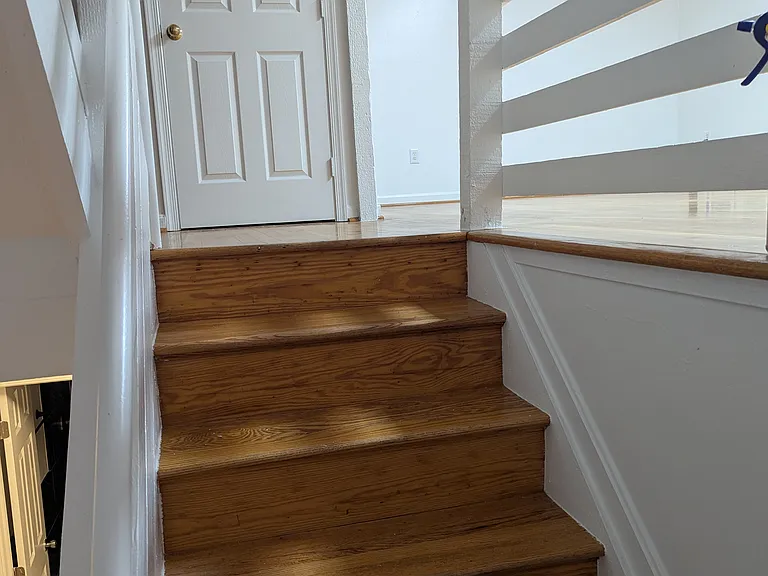 1421 Deerfield Ln — Photo 5