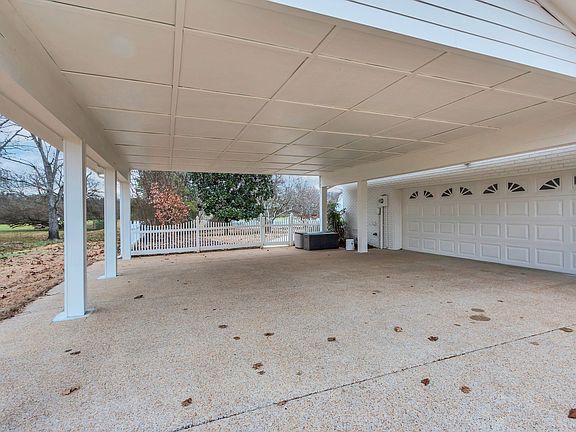 4th image of 119 Creekside Dr