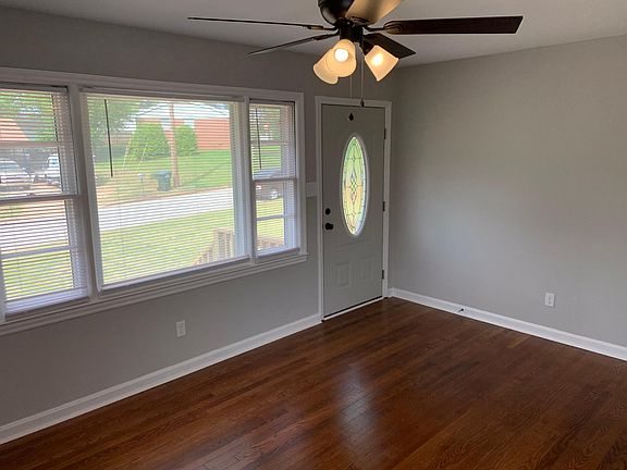 3rd image of 202 Piedmont Ave