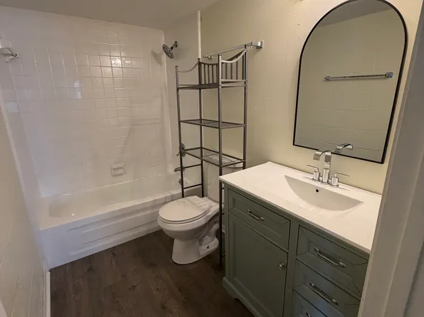 1123 Tanglewood Cir #2, Nacogdoches, TX 75961