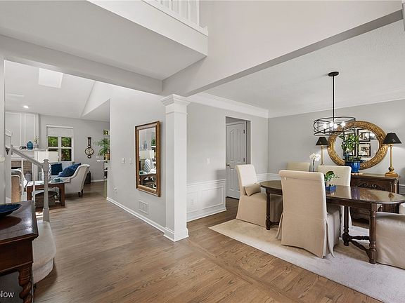 3rd image of 724 Sagewood Dr