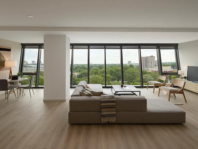 Dining/Living room