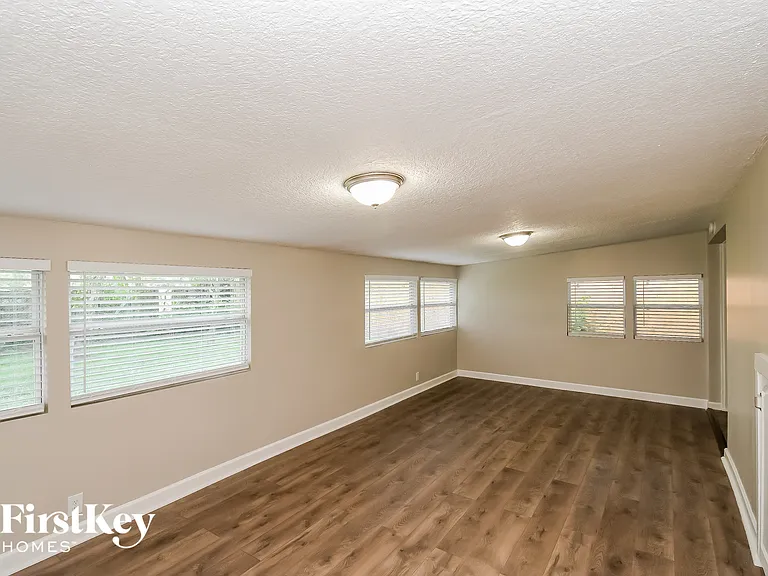 3424 S Copper Cir — Photo 3