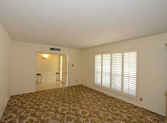 4th image of 6257 Westwind Dr