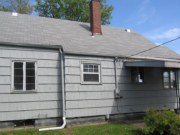 3rd image of 3375 Norwood St