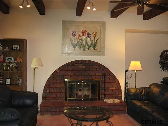 2nd image of 903 Bayberry Ct