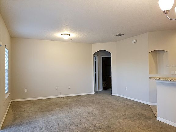 5th image of 2124 Betsy Ross Ln #A