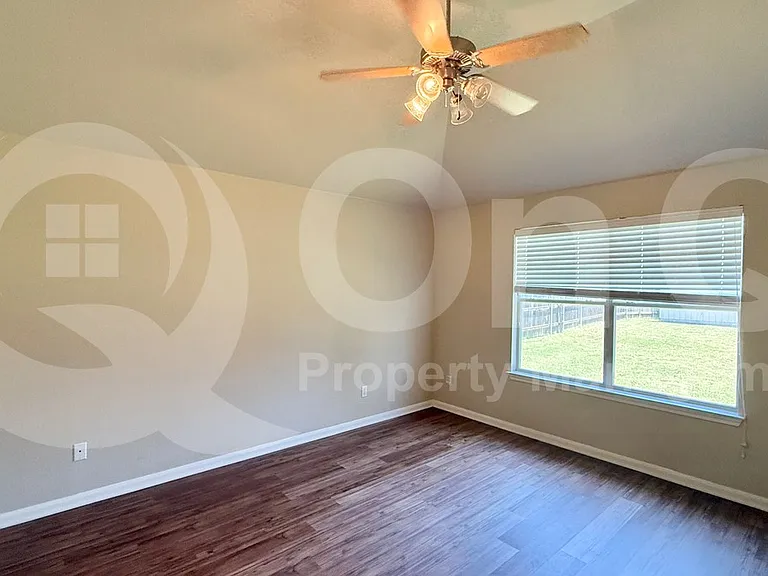 18805 Edinburgh Castle Rd — Photo 11