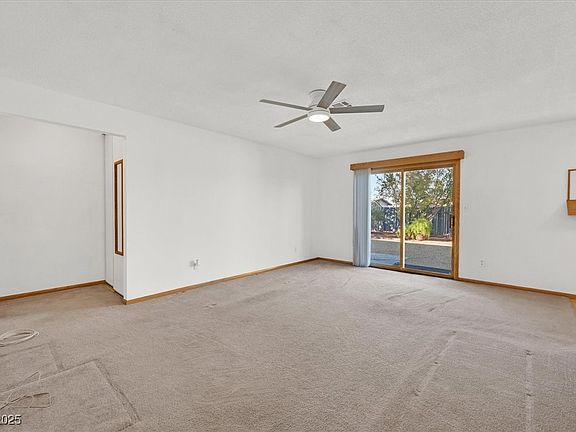 5th image of 4622 Scott Ave