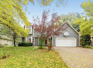 358 Oday St S, Maplewood, MN 55119