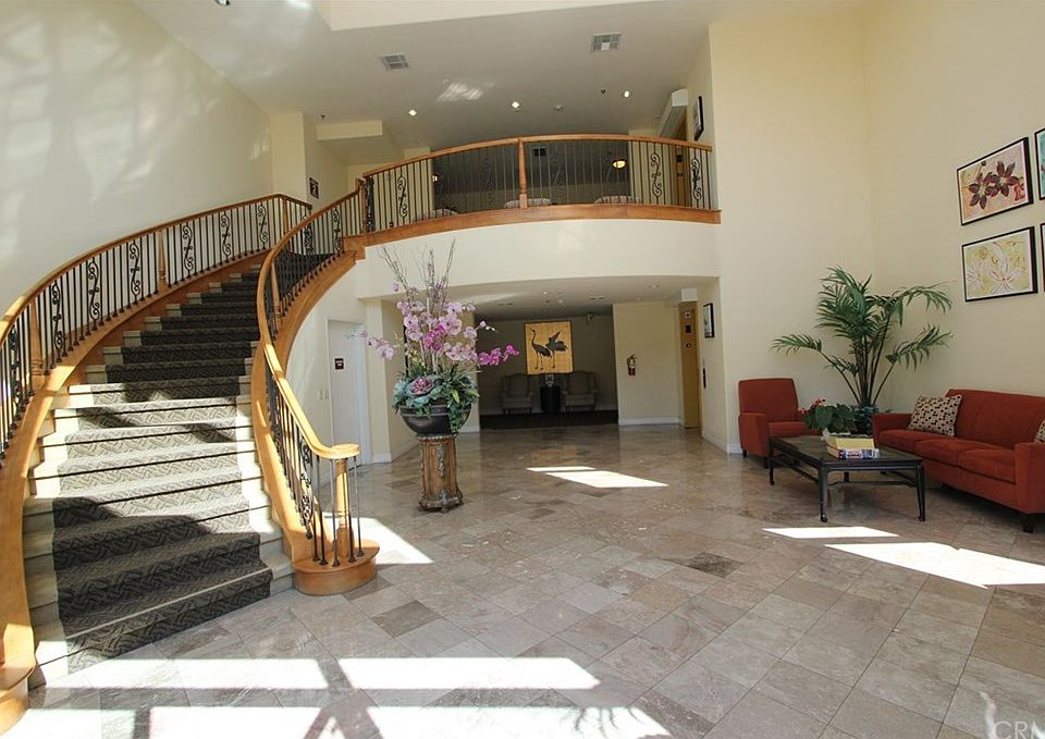 1st image of 13798 Roswell Ave Unit B138
