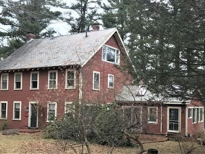 11 Pleasant St, Dover, MA, 02030