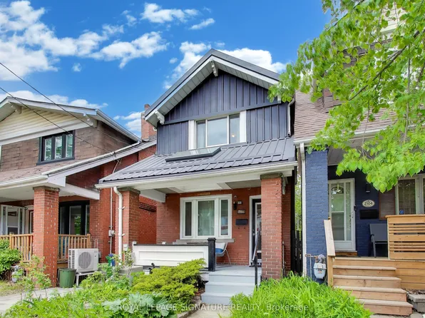 2102 Gerrard St E, Toronto, ON M4E 2B8