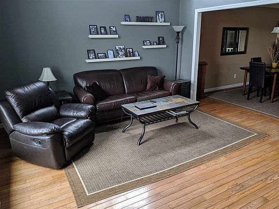 2nd image of 24 Woods Dr