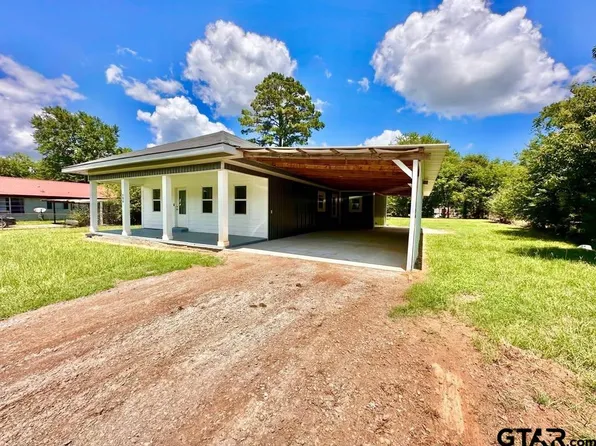 156 Sycamore St, Alto, TX 75925