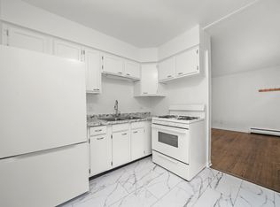 315 N Princeton Ave #1, Villa Park, IL