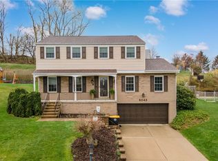 8043 Lawrence Dr, Bethel Park, PA 15102