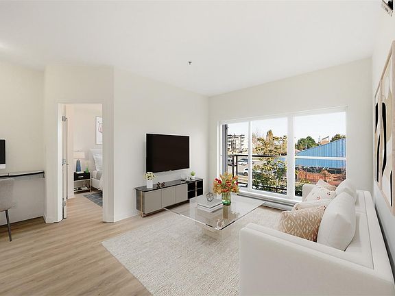 5th image of 1550 Church Ave #309