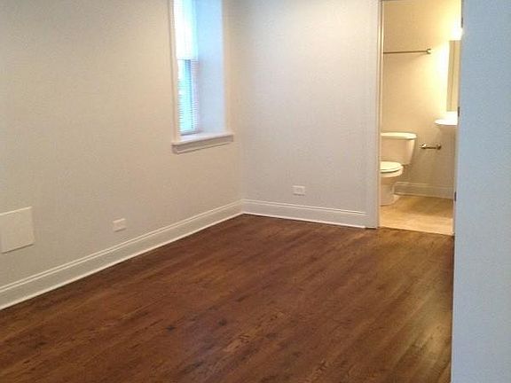 2nd image of 7722 N Ashland Ave APT 2H