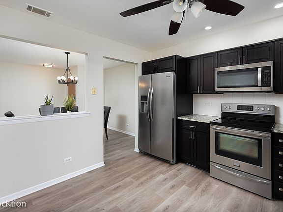 5th image of 7525 Nantucket Dr APT 207