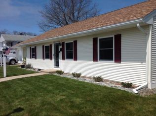 13 Gill St, Hampton, NH 03842